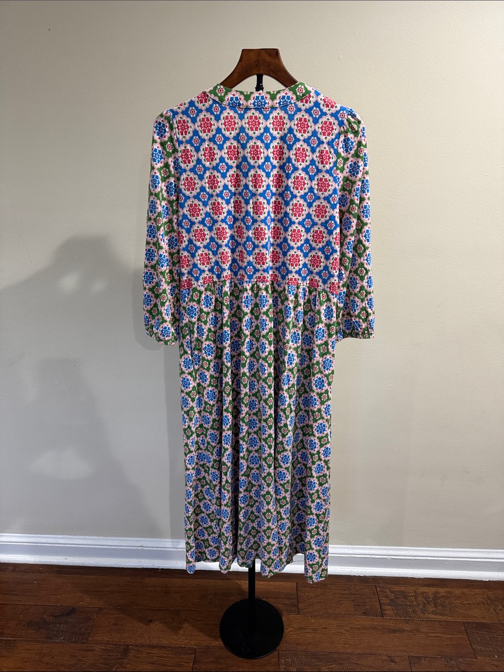 Boden Notch Neck Midi Dress (Size 10R) - Picture 3 of 13